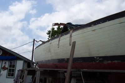 1-100_1231.JPG (75.28 KiB) Viewed 66621 times For a 34 foot boat the hull is huge!