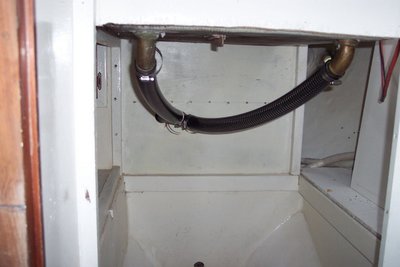 cockpit drains.JPG (66.54 KiB) Viewed 66518 times I don't know