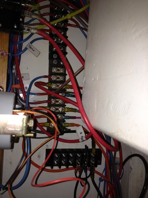1-electrical.JPG (121.36 KiB) Viewed 65973 times Trying to keep it clean.