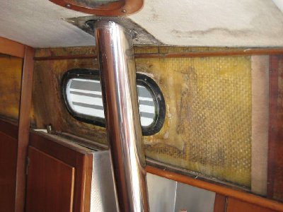 IMG_2719-r Stbd panel off.JPG